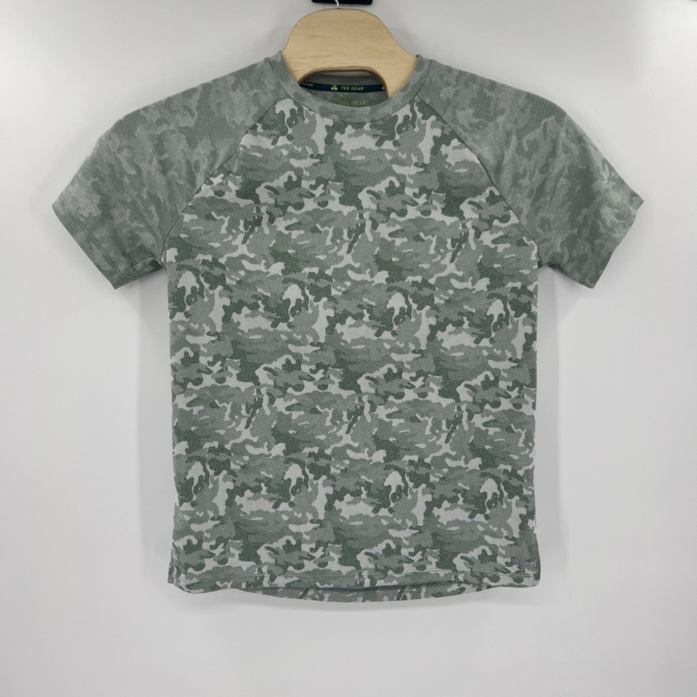 New Men's‎ Tek Gear Green Camo Designed Tee Short Sleeves Summer Top Size Medium